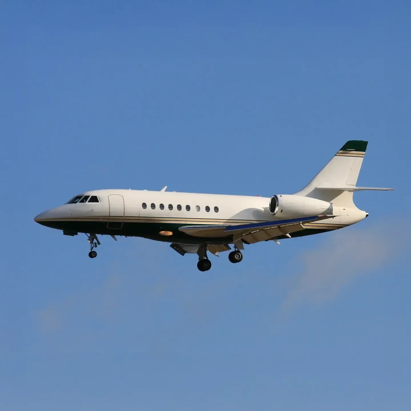 Falcon 2000 Banner
